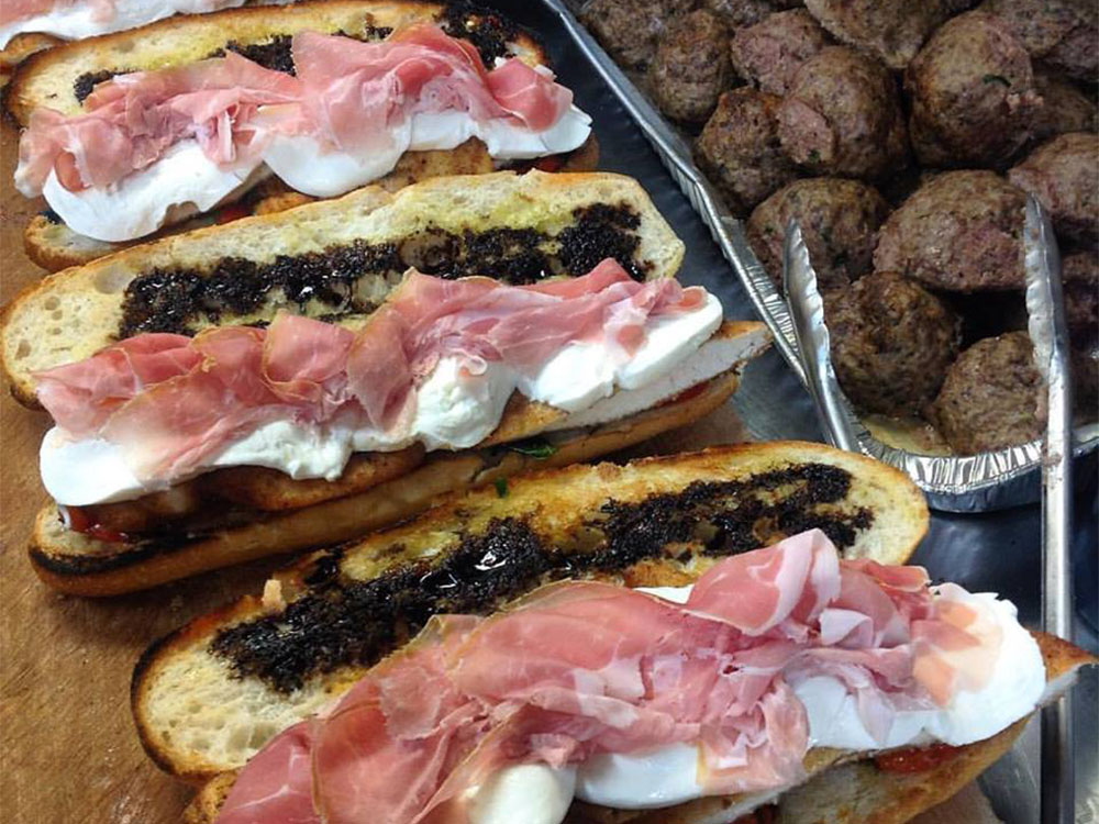 Charlie's Sandwich Shop food photos